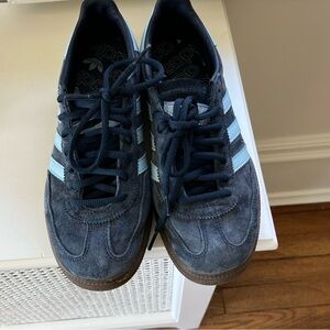 Adidas spezial sneaker 6.5 women’s 8 blue on blue